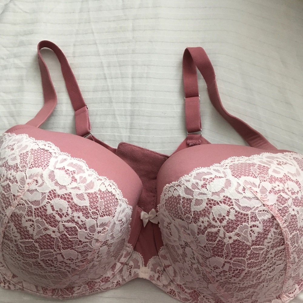 Torrid size 44F mauve with cream lace bra.